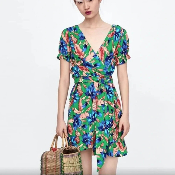 New Zara Floral Dress Wrap Mini Ruffles Bright Green Red Blue Vacation Tropical - Picture 7 of 9